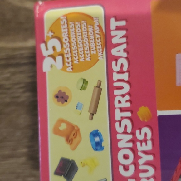 MEGA Barbie Building Toys Playset, Malibu Dream House with 303 pcs - Picture 9 of 11